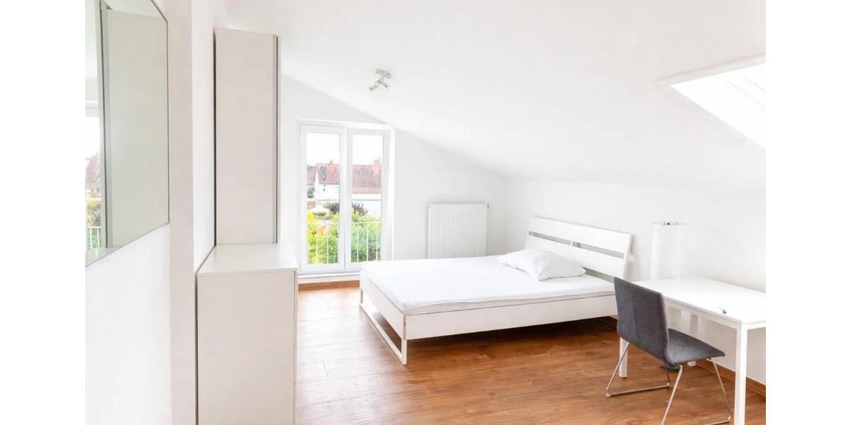 Dachgeschoßwohnung Denkendorf - 1 Zimmer, 35 m&sup2;, 740&euro; | Angebot:26168625