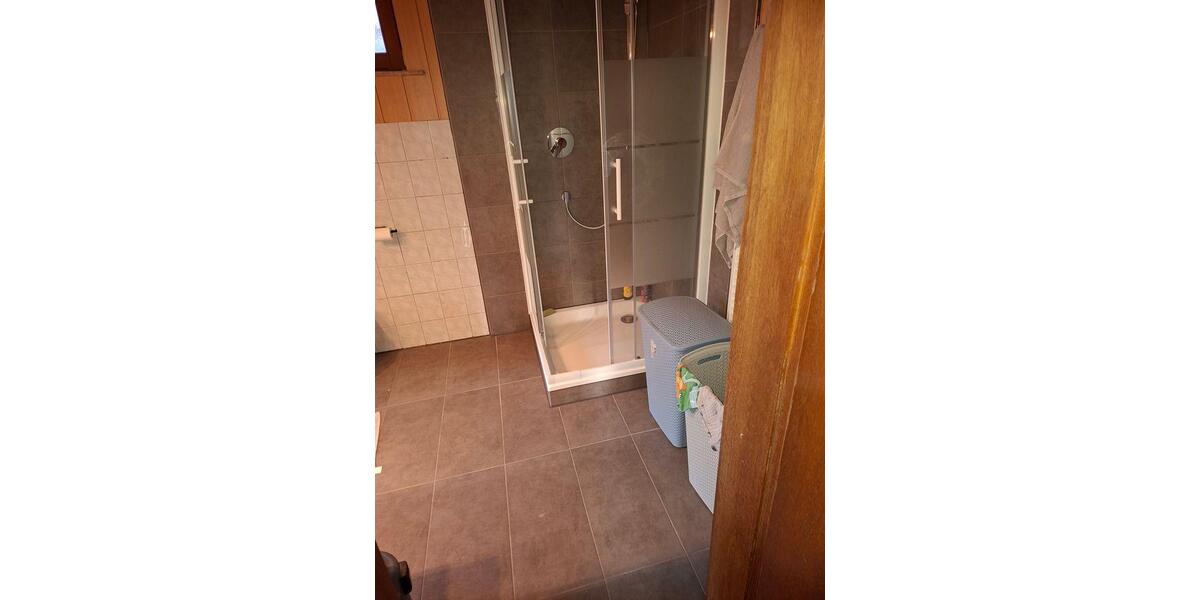 Etagenwohnung Schönaich - 6 Zimmer, 140 m&sup2;, 1.900&euro; | Angebot:26699186