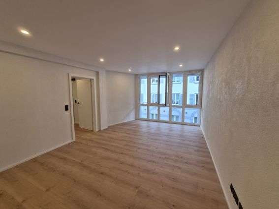 Etagenwohnung Esslingen - 2 Zimmer, 55 m&sup2;, 890&euro; | Angebot:26319222