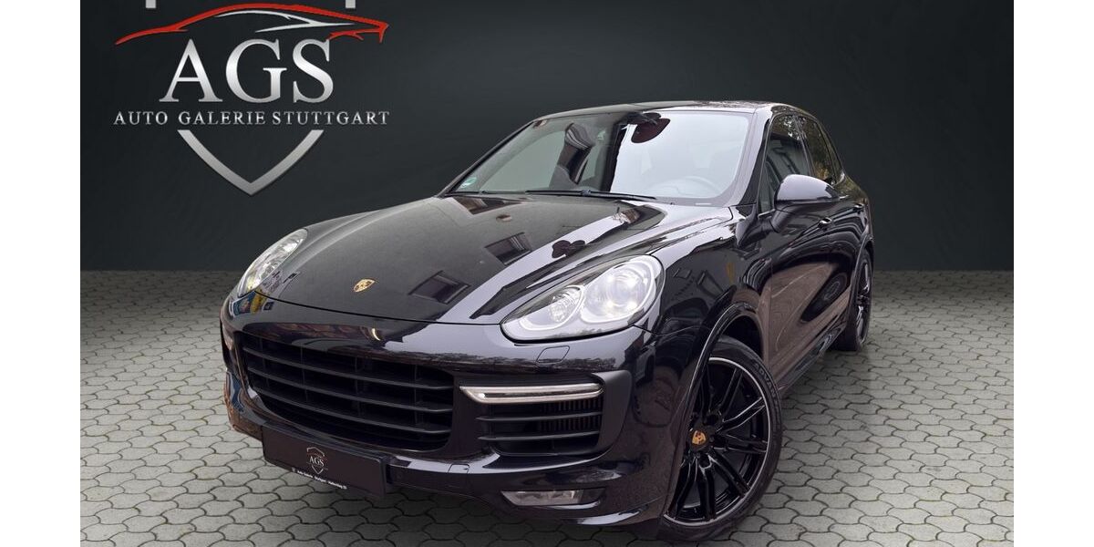 Porsche Cayenne 139.000 km 38.990 € Stuttgart 70376