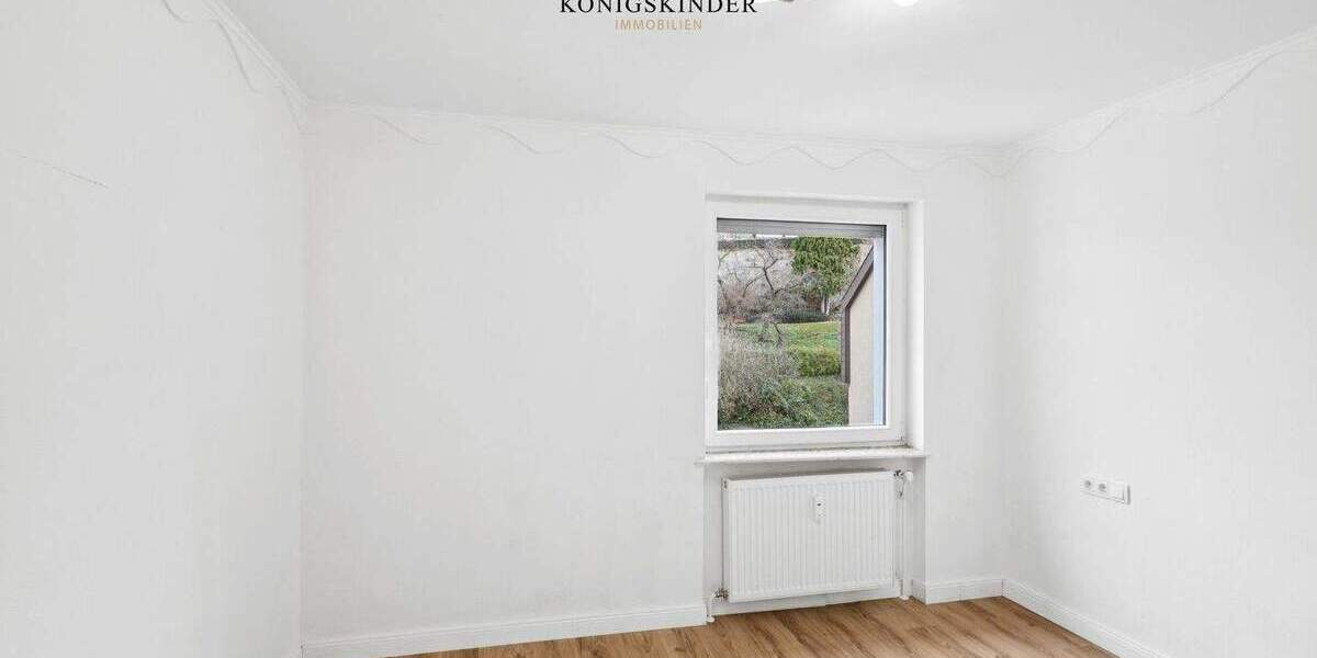 Etagenwohnung Leonberg - 4 Zimmer, 80 m&sup2;, 279.000&euro; | Angebot:25669346