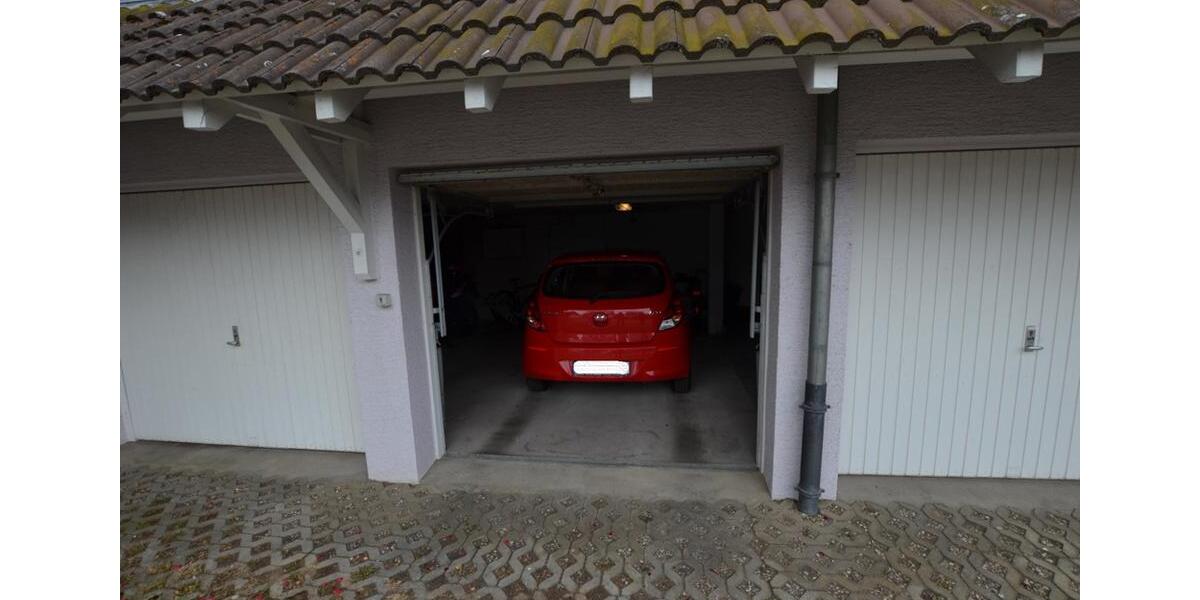 Etagenwohnung Filderstadt - 3 Zimmer, 81 m&sup2;, 1.050&euro; | Angebot:26235874