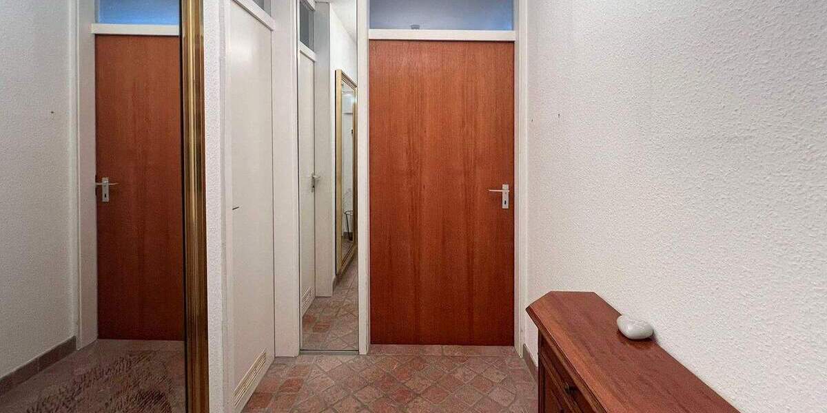 Etagenwohnung Stuttgart Asemwald - 1 Zimmer, 47 m&sup2;, 170.000&euro; | Angebot:25703717
