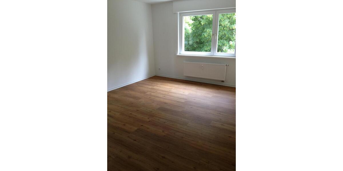 Etagenwohnung Esslingen am Neckar Oberesslingen - 3 Zimmer, 70 m&sup2;, 758&euro; | Angebot:25143655