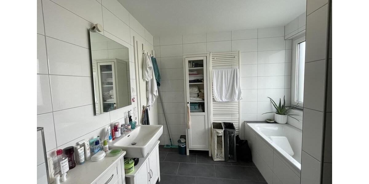 Erdgeschoßwohnung Ludwigsburg Oßweil - 3 Zimmer, 86 m&sup2;, 1.290&euro; | Angebot:26294733