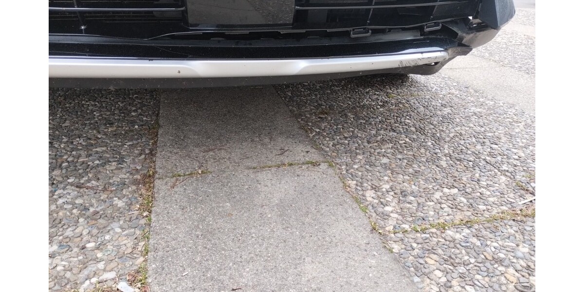 Kia Sportage 85.000 km 22.600 € Stuttgart 70173