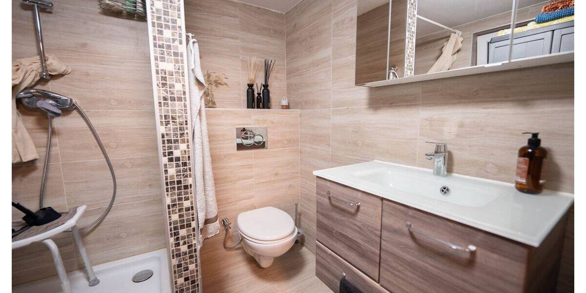Reihenmittelhaus Stuttgart Rohracker - 5 Zimmer, 125 m&sup2;, 699.000&euro; | Angebot:26702900