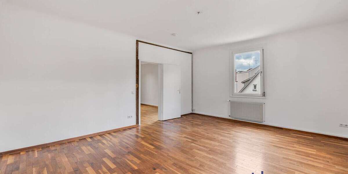 Etagenwohnung Esslingen am Neckar - 4 Zimmer, 110 m&sup2;, 395.000&euro; | Angebot:26110927