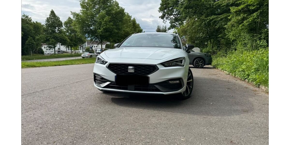 Seat Leon 42.000 km 19.999 &euro; Kirchheim unter Teck 73230