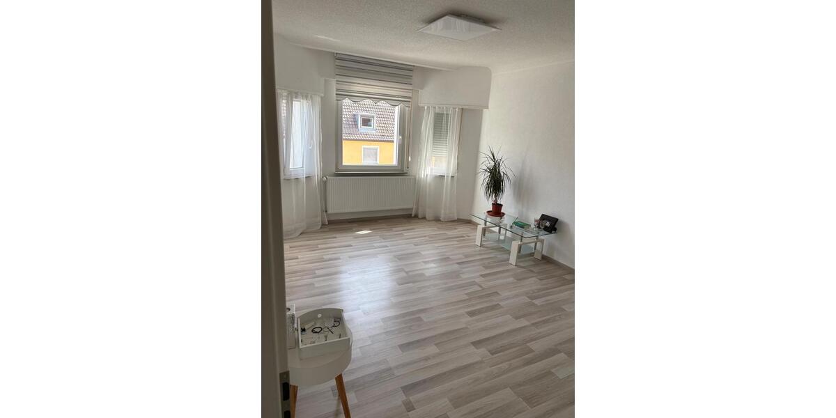 Etagenwohnung Stuttgart Hedelfingen - 3 Zimmer, 70 m&sup2;, 1.100&euro; | Angebot:26701166