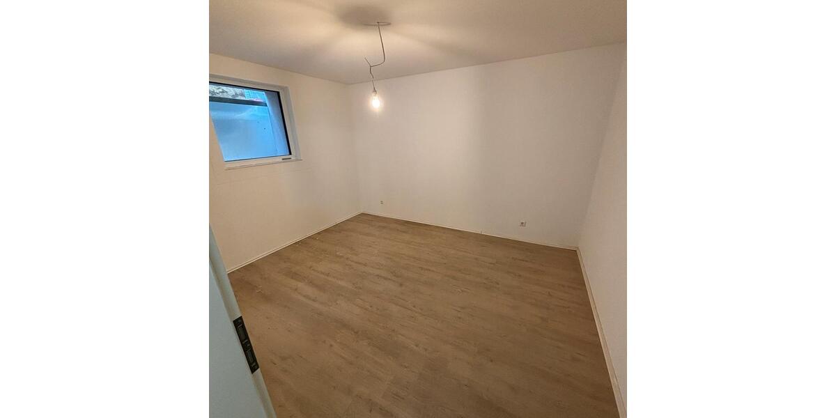 Erdgeschoßwohnung Fellbach - 3 Zimmer, 55 m&sup2;, 1.000&euro; | Angebot:25342620