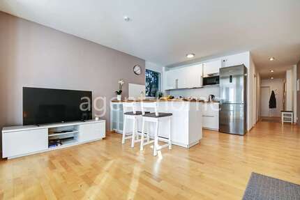 Zimmer Esslingen Brühl - 3 Zimmer, 1.990&euro; | Angebot:26878075