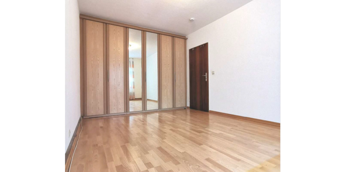 Helle 3,5-Zimmer Wohnung im 3. OG in Ludwigsburg mit Westbalkon 3.5 zimmer