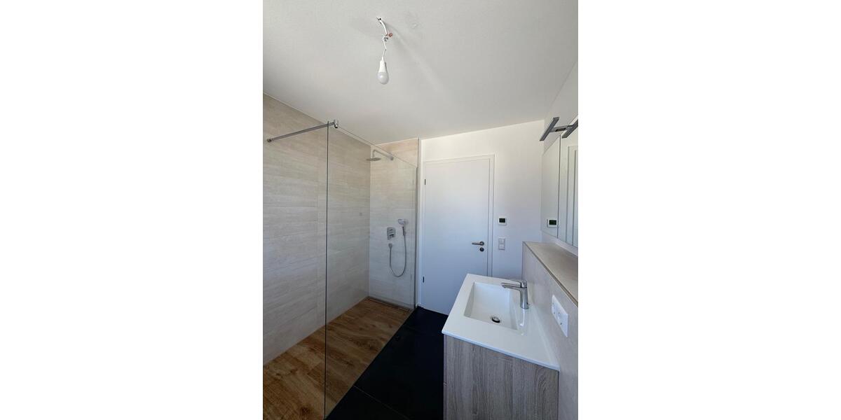 Dachgeschoßwohnung Stuttgart Zuffenhausen - 2 Zimmer, 66 m&sup2;, 445.000&euro; | Angebot:26877719