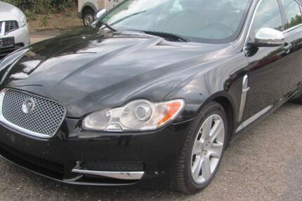 Jaguar XF 240.000 km 13.500 € Backnang 71522