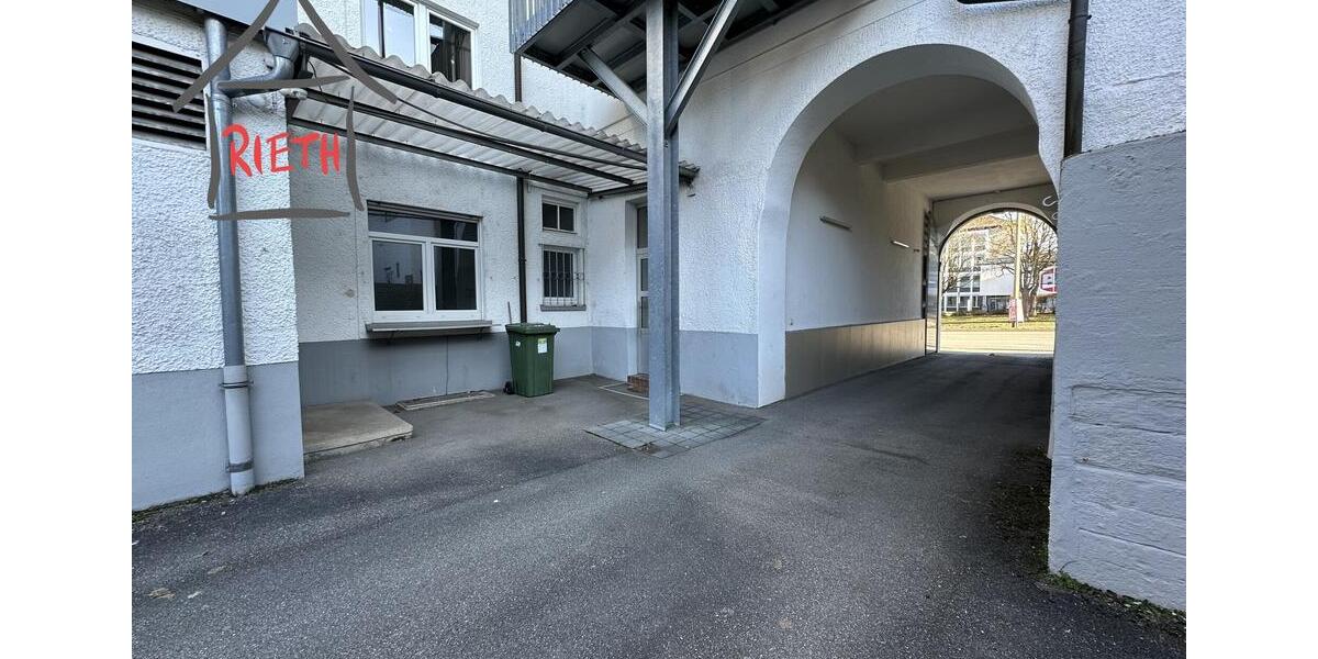 * Zentral gelegene Büro-Praxis-Flächen - barrierefrei und mit Parkmöglichkeiten * zimmer