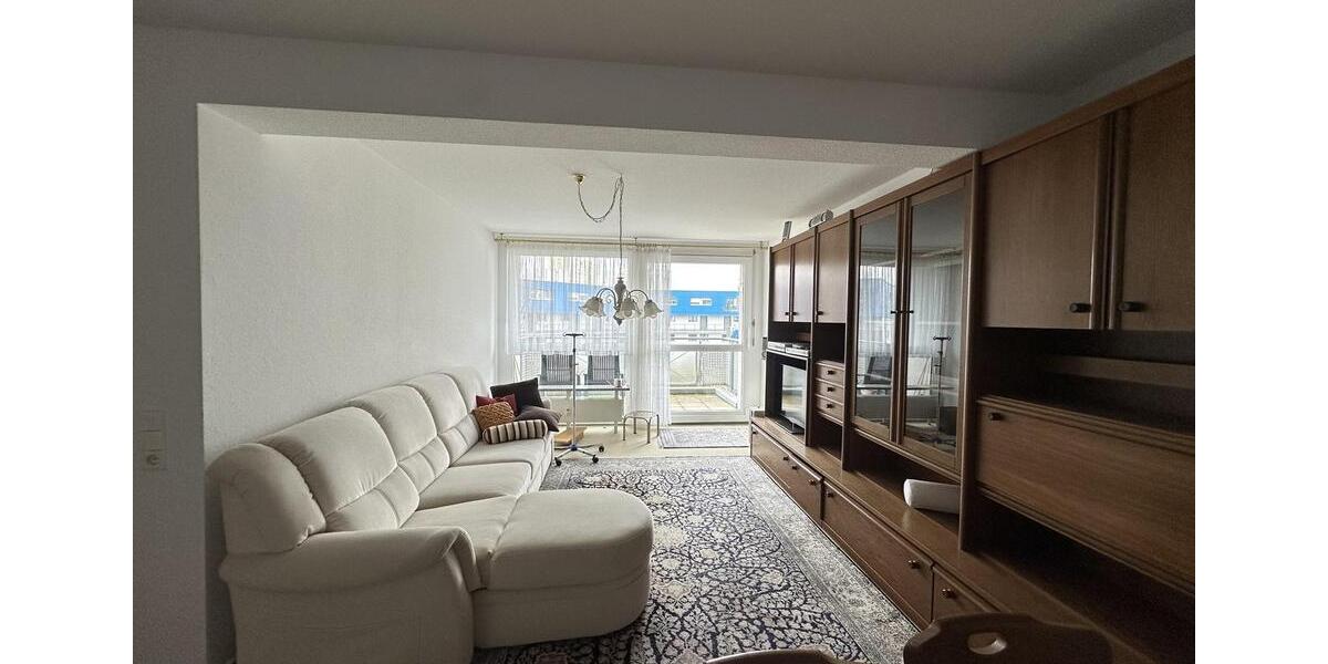 Etagenwohnung Stuttgart Mühlhausen - 3 Zimmer, 72 m&sup2;, 1.170&euro; | Angebot:25355288