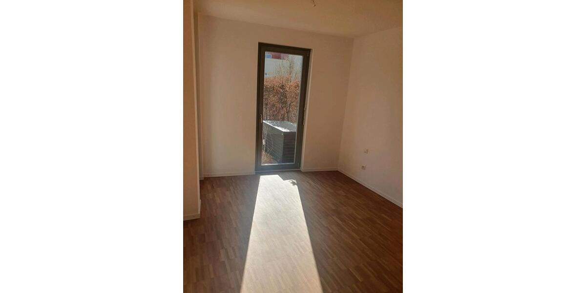 Terrassenwohnung Benningen am Neckar - 2 Zimmer, 67 m&sup2;, 1.395&euro; | Angebot:26124249