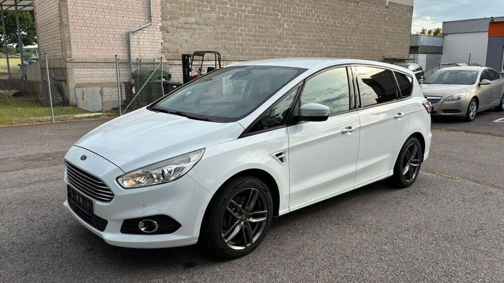 S-Max