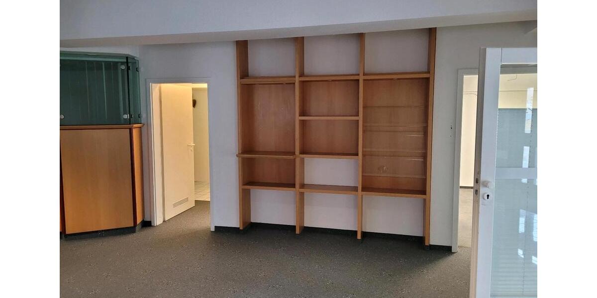 Gewerbeobjekt Metzingen - 1.300&euro; | Angebot:26543990