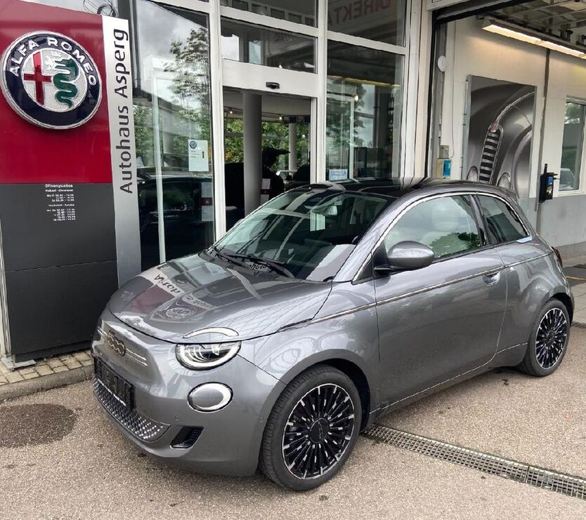 Fiat 500e 7.430 km 26.850 € Asperg 71679