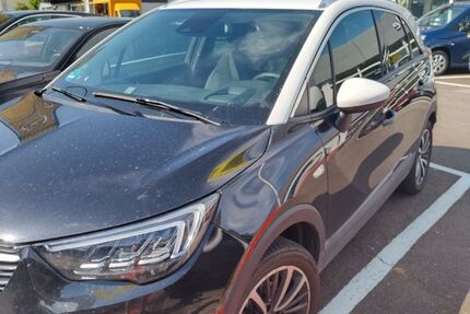 Opel Crossland (X) 40.600 km 15.599 &euro; Stuttgart 70563