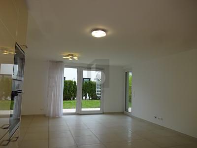 RUHIG UND HELL MIT SONNIGER TERRASSE UND GARTEN - Erdgeschoßwohnung Leinfelden-Echterdingen Echterdingen | Angebot:25214047