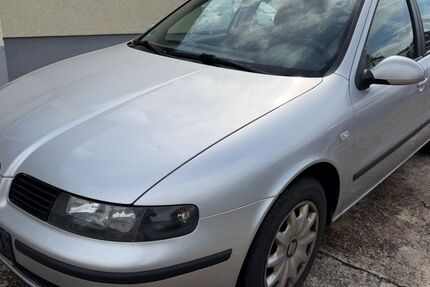 Seat Leon 261.000 km 950 &euro; Sindelfingen/Stuttgart 71069