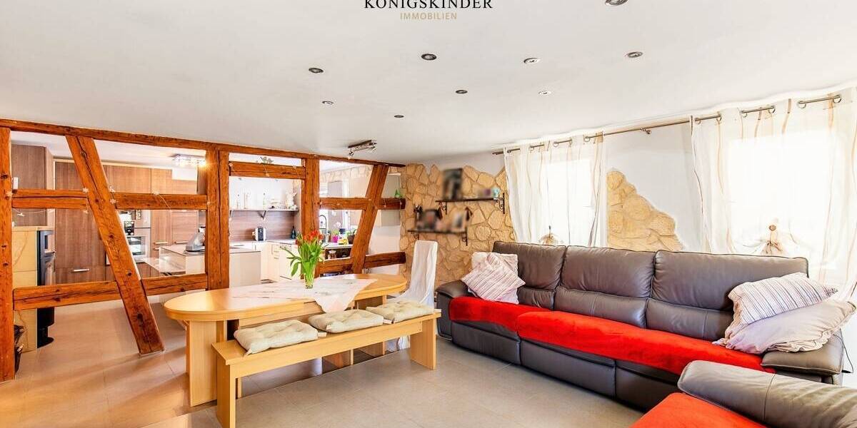 Einfamilienhaus Ditzingen / Hirschlanden Hirschlanden - 8 Zimmer, 199 m&sup2;, 699.000&euro; | Angebot:26472257