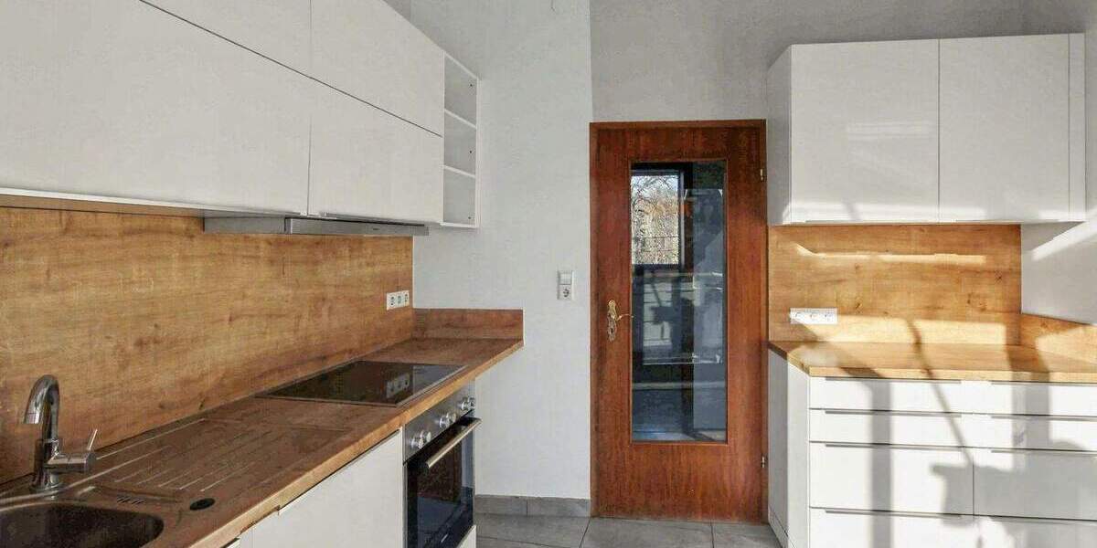 Einfamilienhaus Stuttgart Bad Cannstatt - 4 Zimmer, 420.000&euro; | Angebot:25589580
