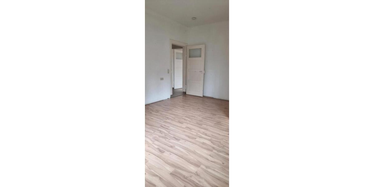 Etagenwohnung Stuttgart Feuerbach - 3.5 Zimmer, 93 m&sup2;, 399.000&euro; | Angebot:26517162