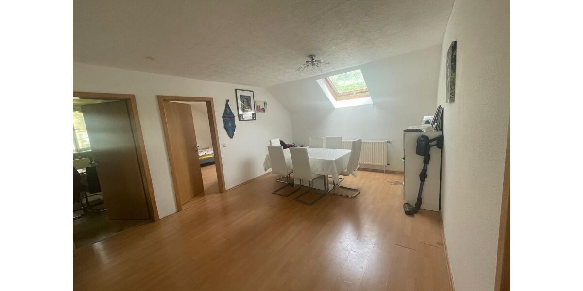 Provisionsfrei* 5-Zimmer Wohnung in Marbach am Neckar - ohne Makler - zum Verkauf - Dachgeschoßwohnung Marbach am Neckar | Angebot:26803576