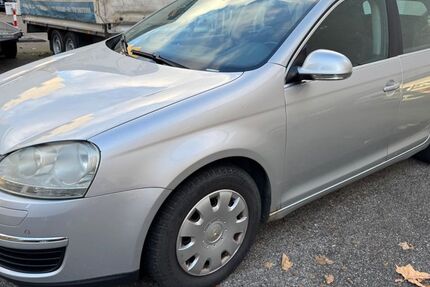 VW Golf 245.000 km 1.590 € Stuttgart 70372