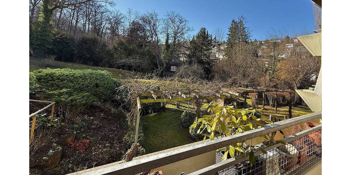 Etagenwohnung Stuttgart Botnang - 3 Zimmer, 100 m&sup2;, 440.000&euro; | Angebot:26170579