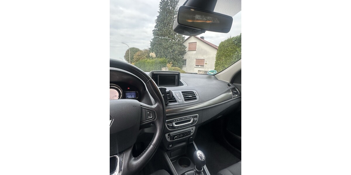 Renault Megane 137.000 km 5.300 &euro; Kirchberg an der Murr 71737