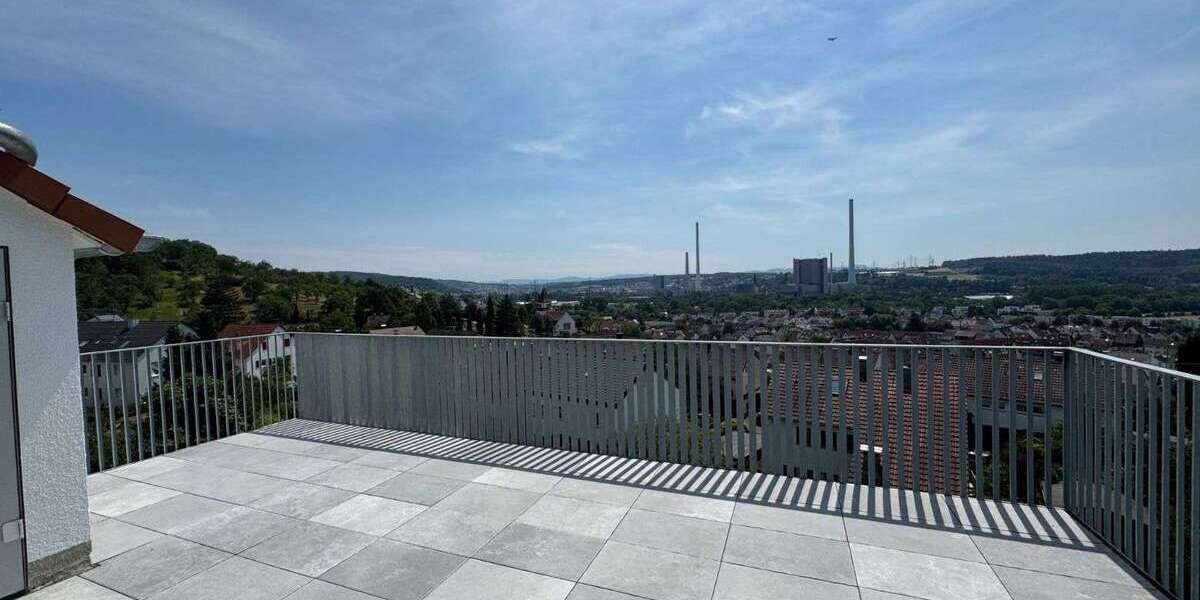 Etagenwohnung Esslingen am Neckar Oberesslingen - 4 Zimmer, 127 m&sup2;, 2.485&euro; | Angebot:26006407