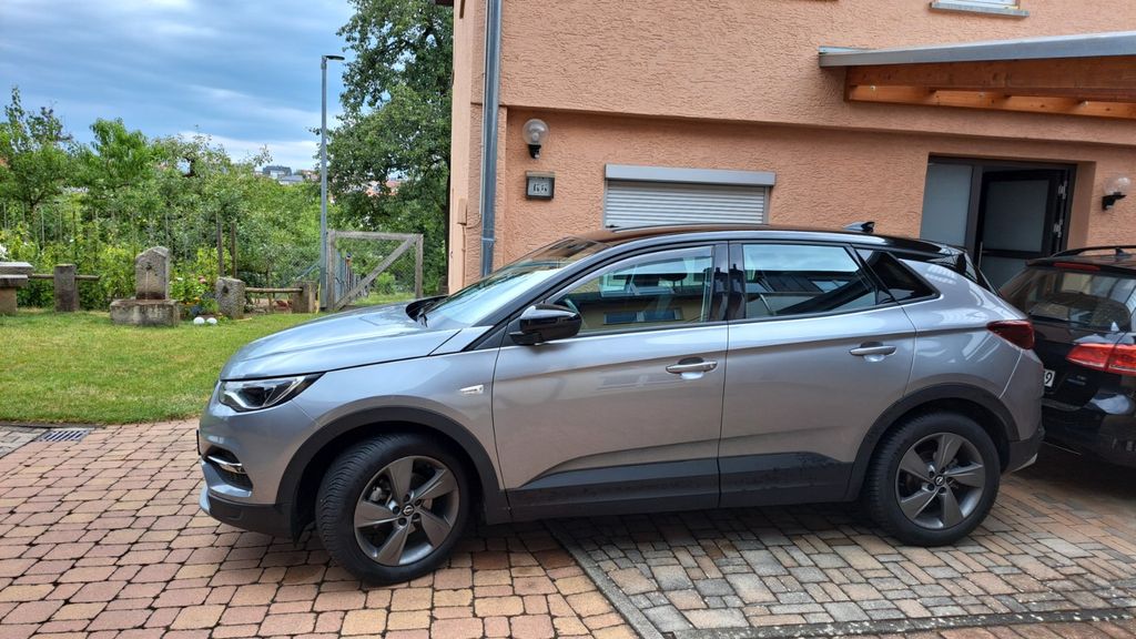 Opel Grandland (X) 61.000 km 15.000 &euro; Weil im schönbuch 71093