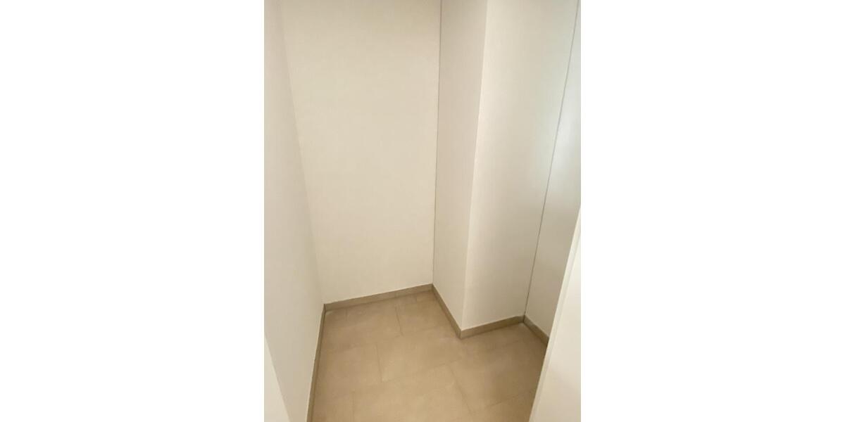 Erdgeschoßwohnung Leonberg - 4 Zimmer, 105 m&sup2;, 1.783&euro; | Angebot:23644751