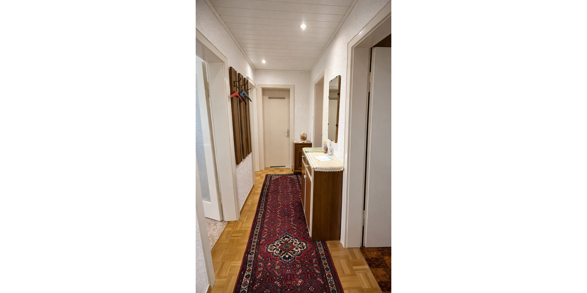 Mehrfamilienhaus, Wohnhaus Stuttgart Degerloch - 8 Zimmer, 181 m&sup2;, 749.000&euro; | Angebot:25836698