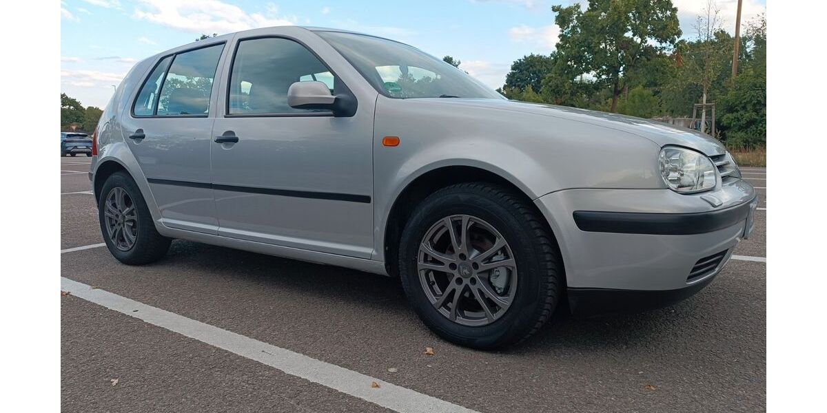 VW Golf 154.444 km 4.850 &euro; Kirchheim 73230