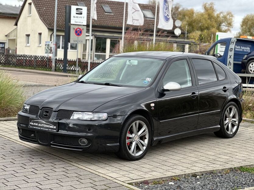 Seat Leon 252.000 km 3.350 € Schorndorf 73614