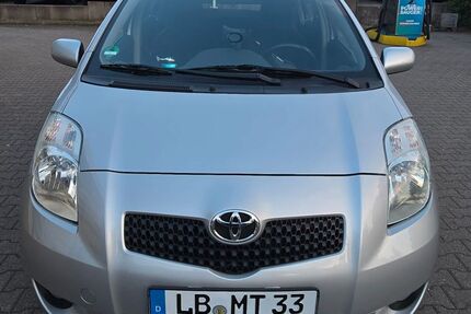 Toyota Yaris 86.000 km 5.300 &euro; Ludwigsburg 71640
