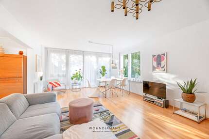 Haus zum Kaufen in Stuttgart 699.000 € 131.86 m² 5.5 zimmer