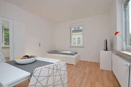 Wohnung Stuttgart Feuerbach - 1 Zimmer, 22 m&sup2;, 1.050&euro; | Angebot:26297599