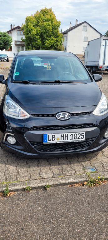 i10