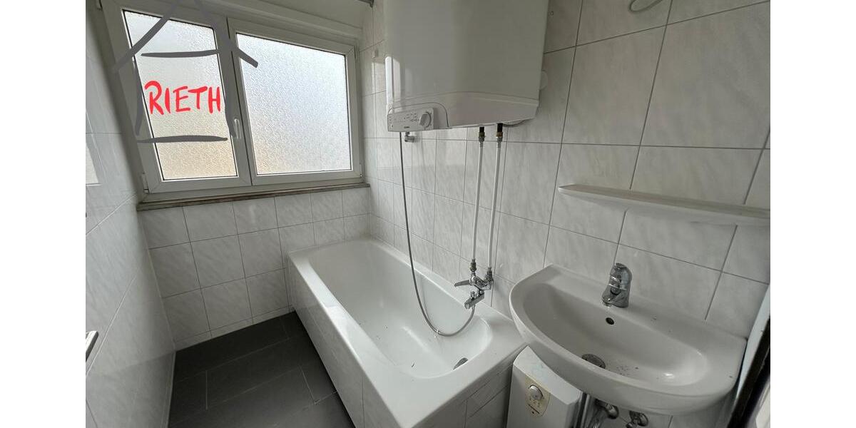 Dachgeschoßwohnung Ludwigsburg Hoheneck - 3 Zimmer, 62 m&sup2;, 650&euro; | Angebot:26072296