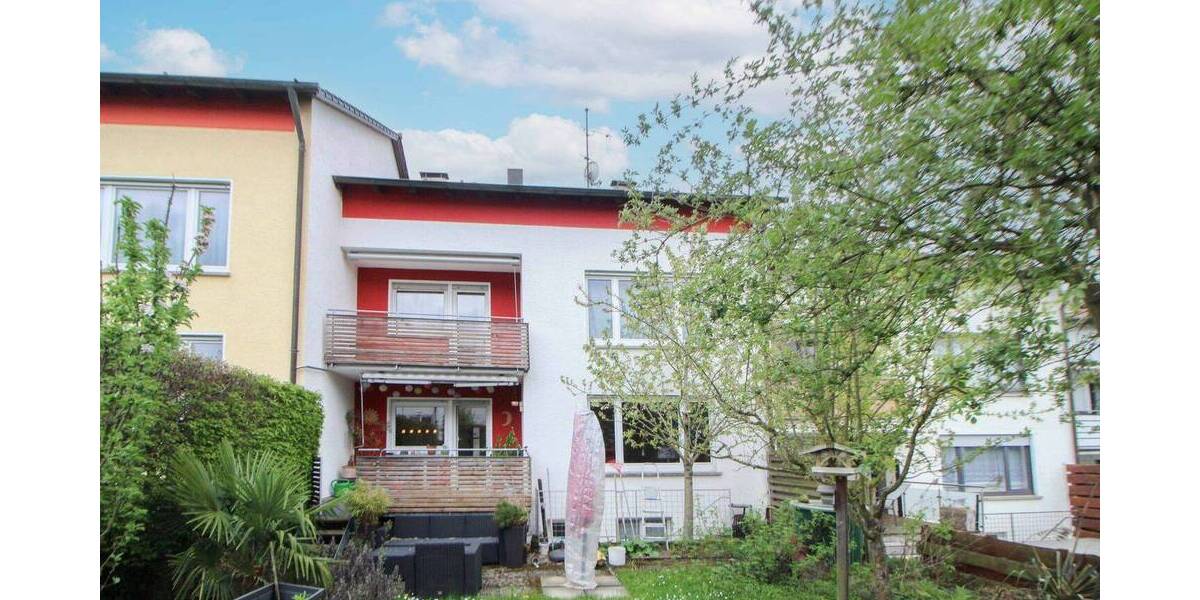 Reihenmittelhaus Stuttgart Steckfeld - 9 Zimmer, 208 m&sup2;, 765.000&euro; | Angebot:26319304