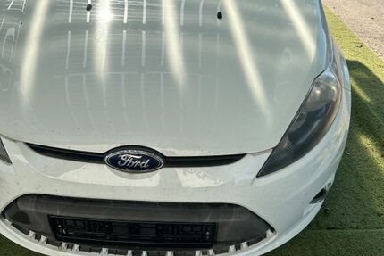 Ford Fiesta 221.742 km 2.500 &euro; Großbottwar 71723