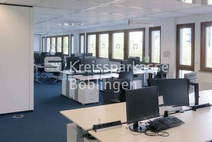 Helle Bürofläche eingangs der Böblinger Hulb zimmer