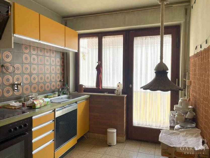 * Charmante 4 Zimmer-City-Wohnung mit ganz viel Potenzial in beliebter Lage *